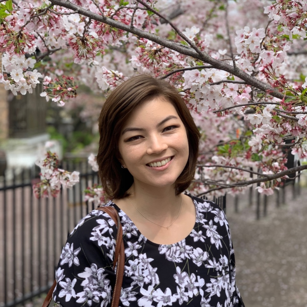 Meet your Posher, Adrienne
